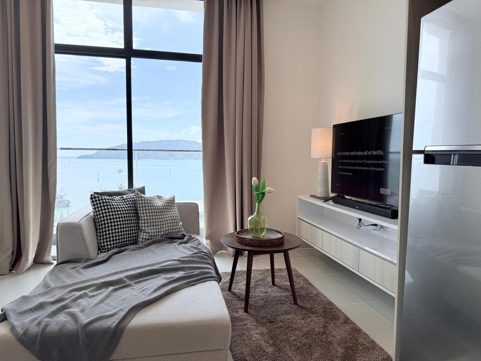 The Shore Cbd Kota Kinabalu By Laxzone Suite Rum bild